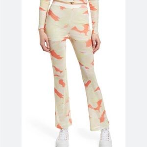 NWOT BP painted camo mesh pant yellow and orange pants